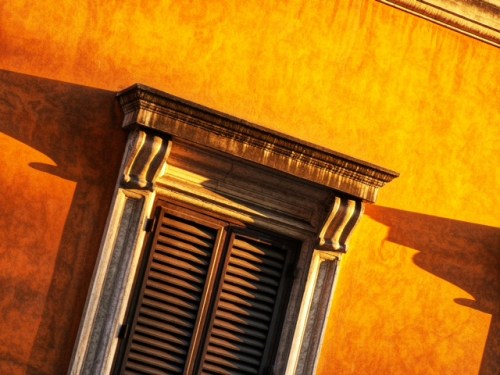 Roma Couldn't resist this simple but dramatic scene one summer's day in Rome